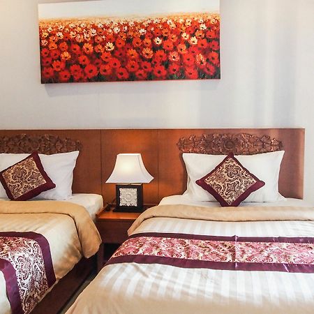 Hotel Lebak Nelayan à Canggu Extérieur photo